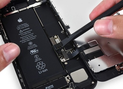 iPhone Battery Replacement